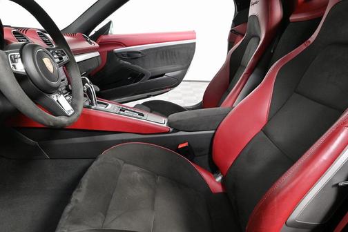 2022 Porsche 718 Spyder RWD