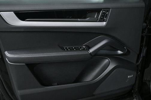 2025 Porsche Cayenne Cayenne