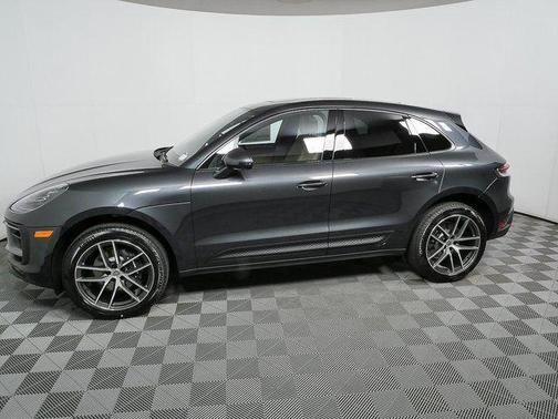 2026 Porsche Macan AWD