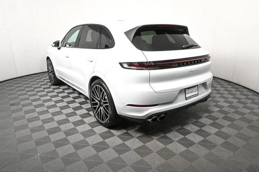 2025 Porsche Cayenne Cayenne