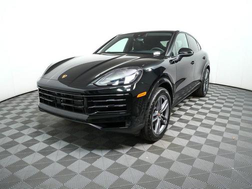 Chromite Black Metallic 2026 Porsche Cayenne Cayenne