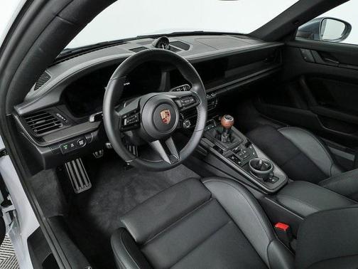 2026 Porsche 911 Carrera T