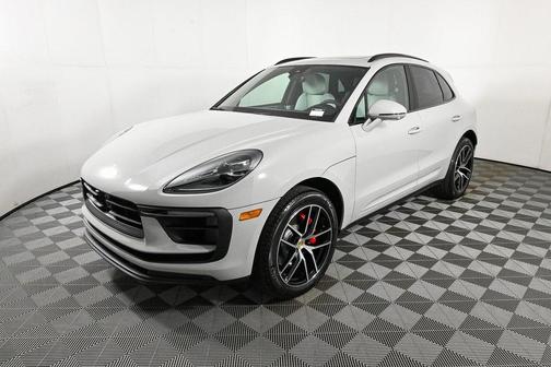 2026 Porsche Macan S
