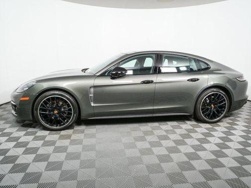 2022 Porsche Panamera Platinum Edition