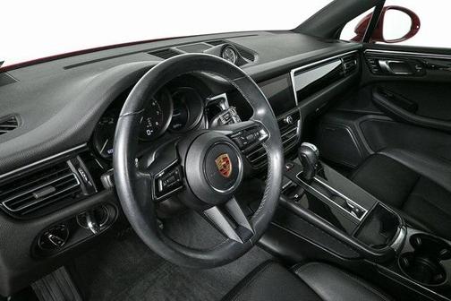 2024 Porsche Macan AWD