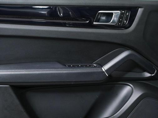 2023 Porsche Cayenne Cayenne