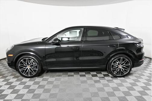 2025 Porsche Cayenne AWD