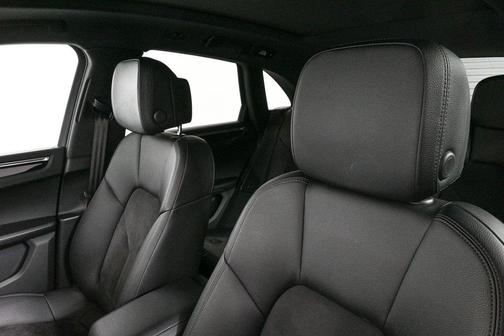 2020 Porsche Macan AWD