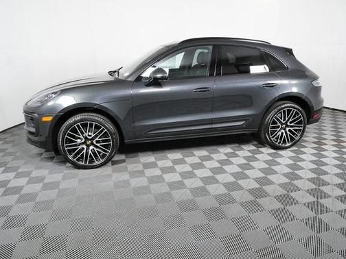 2026 Porsche Macan AWD