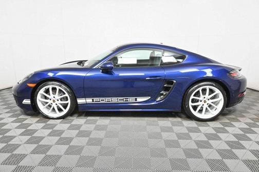 2025 Porsche 718 Cayman Style Edition