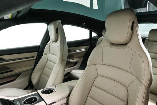 2025 Porsche Taycan RWD