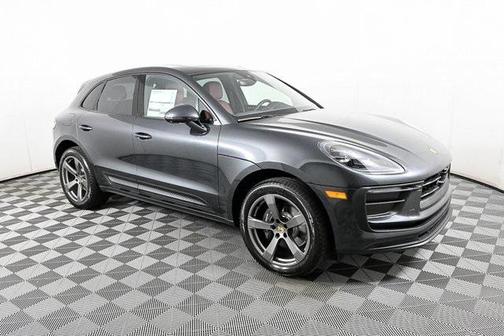 2025 Porsche Macan Base