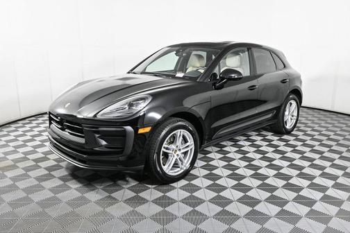 2025 Porsche Macan AWD