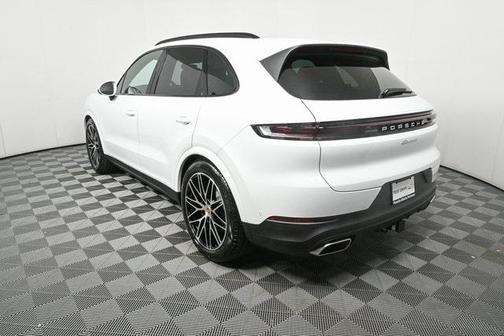 2025 Porsche Cayenne AWD