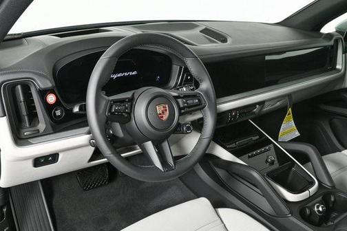 2025 Porsche Cayenne AWD