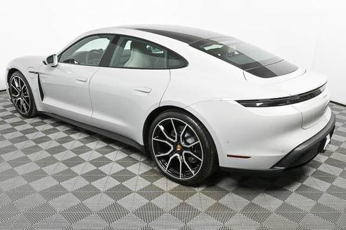 2025 Porsche Taycan RWD