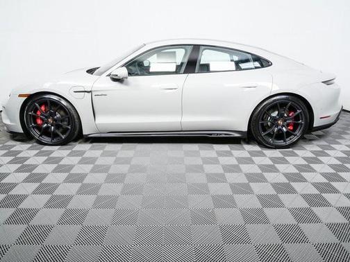 2026 Porsche Taycan GTS