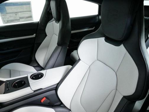 2026 Porsche Taycan GTS