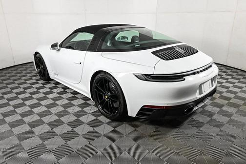 2024 Porsche 911 AWD