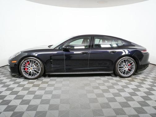 2023 Porsche Panamera 4S
