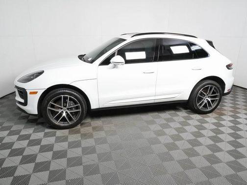 White 2024 Porsche Macan Macan