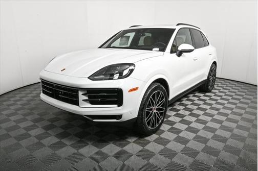 2025 Porsche Cayenne AWD