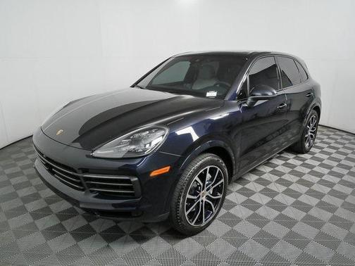 2023 Porsche Cayenne Platinum Edition