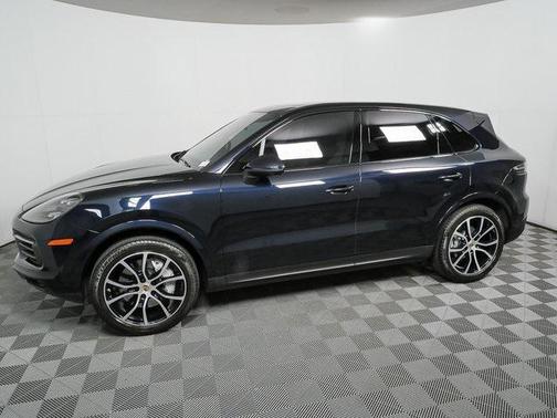 2023 Porsche Cayenne Platinum Edition