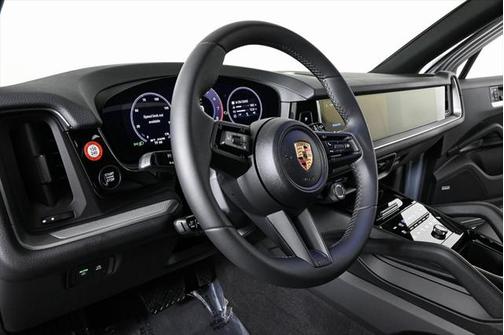 2025 Porsche Cayenne AWD