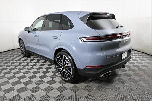 2025 Porsche Cayenne AWD
