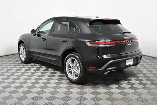 2025 Porsche Macan AWD