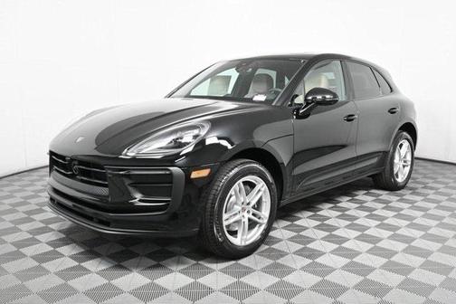 2025 Porsche Macan AWD