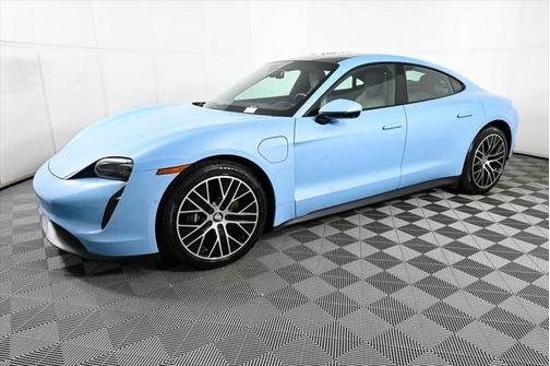 2022 Porsche Taycan RWD