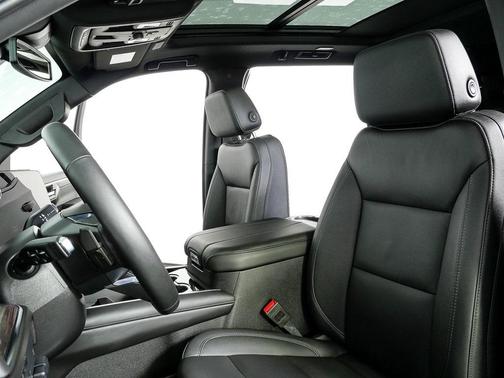 2025 Chevrolet Tahoe 4WD Z71