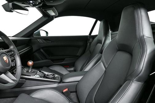 2025 Porsche 911 Carrera T