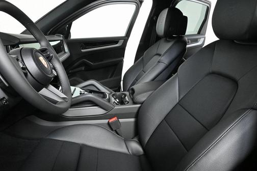2025 Porsche Cayenne Cayenne