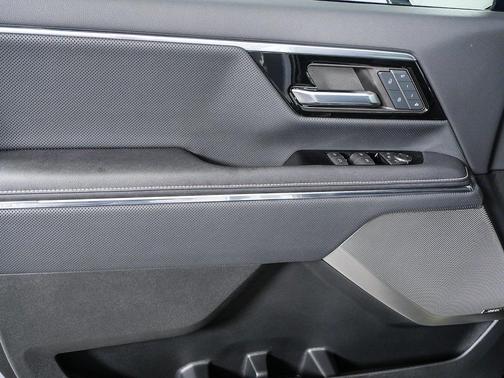 2024 GMC Sierra EV Denali Edition 1