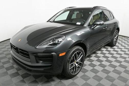 2025 Porsche Macan Base
