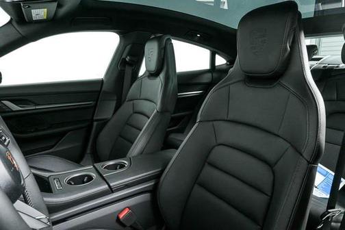 2025 Porsche Taycan 4S
