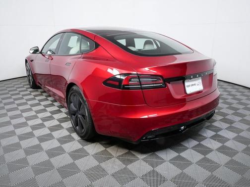 2023 Tesla Model S Standard Range
