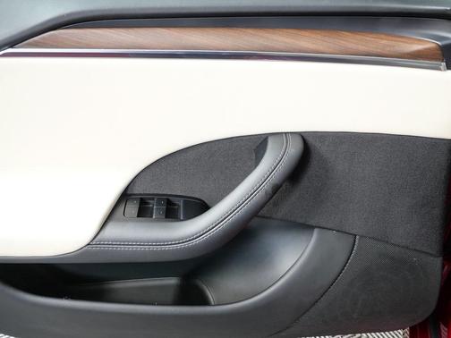 2023 Tesla Model S Standard Range