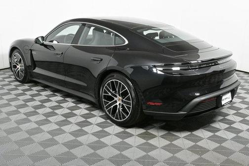 2025 Porsche Taycan 4S