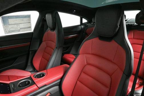 2025 Porsche Taycan 4S
