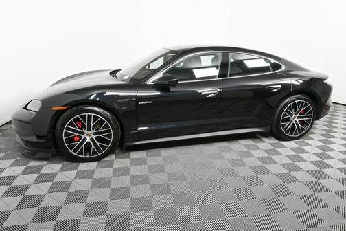 2025 Porsche Taycan 4S