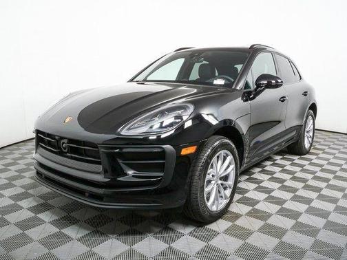 2026 Porsche Macan AWD