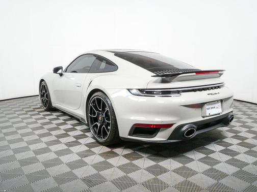2021 Porsche 911 Turbo