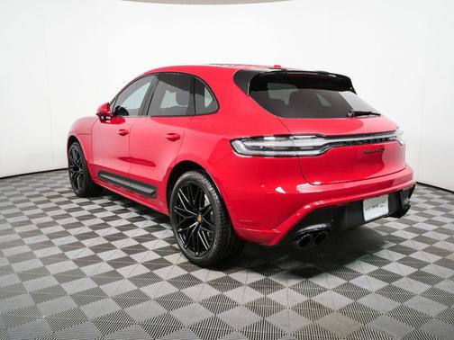 Carmine Red 2022 Porsche Macan Macan GTS