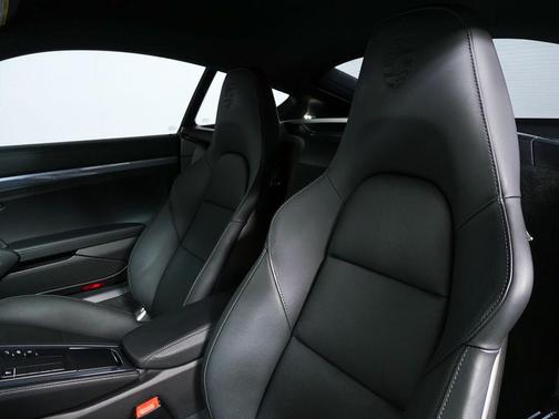 2025 Porsche 718 Cayman S