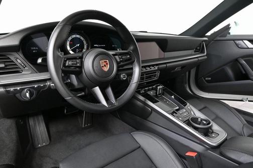 2024 Porsche 911 Carrera