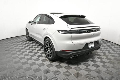 Chalk 2026 Porsche Cayenne Cayenne